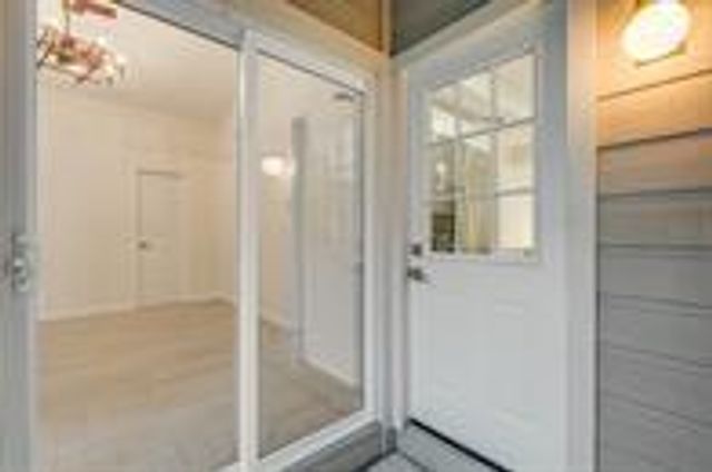 2001 Bering Drive 8J, Houston, TX 77057