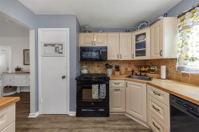 9919 TULIP STREET N, Pinellas Park, FL 33782
