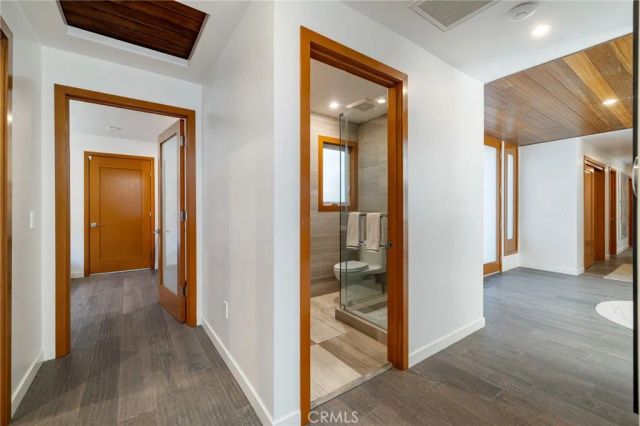 4189 S Cloverdale Avenue, Los Angeles, CA 90008