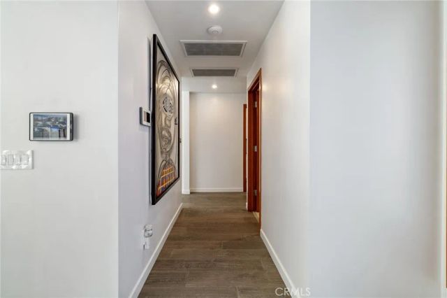 4189 S Cloverdale Avenue, Los Angeles, CA 90008