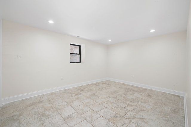3912 W Congress Parkway, Chicago, IL 60624