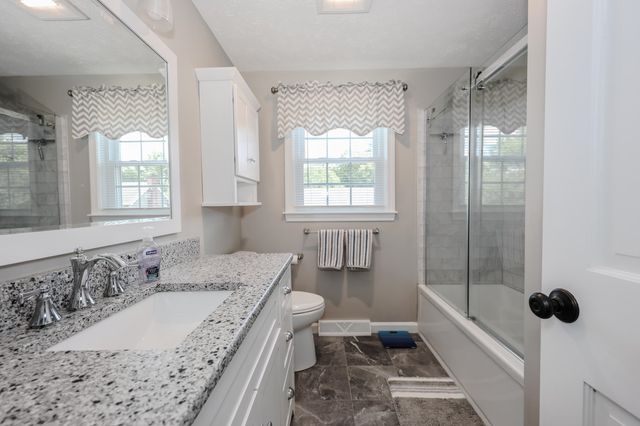 6 Grace Drive, Nashua, NH 03062