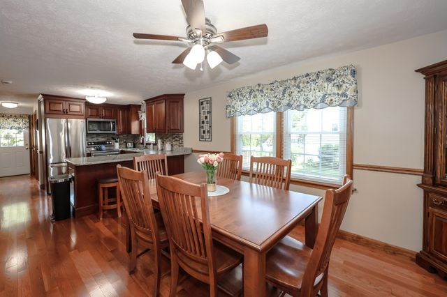 6 Grace Drive, Nashua, NH 03062