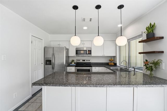 2429 W Settlers Way, The Woodlands, TX 77380