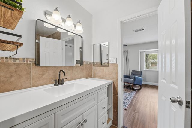 2429 W Settlers Way, The Woodlands, TX 77380