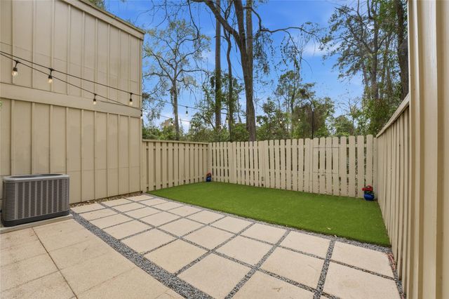 2429 W Settlers Way, The Woodlands, TX 77380