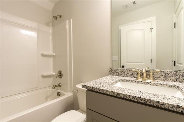 303 Bull Shoals Way, Hoschton, GA 30548