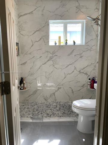 7303 NW 57th Dr, Tamarac, FL 33321