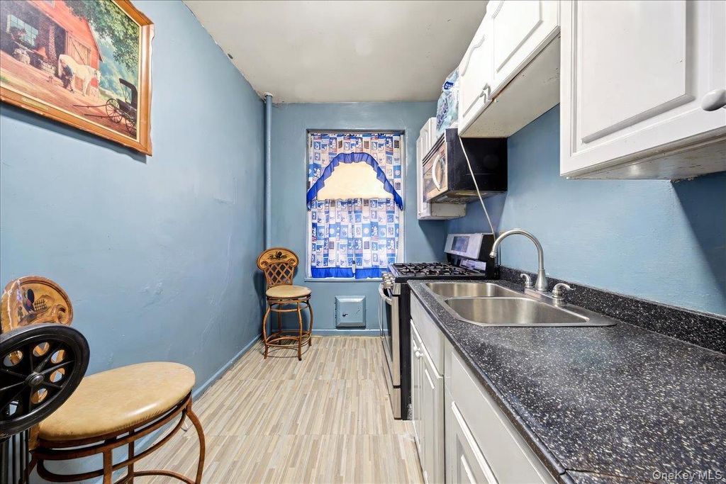1974 Lafontaine Avenue 2E, Bronx, NY 10457 — exterior