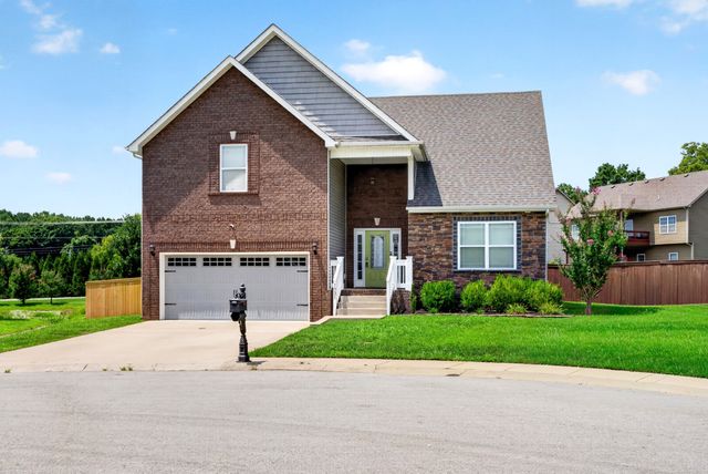 1031 Christian James Ct, Clarksville, TN 37043