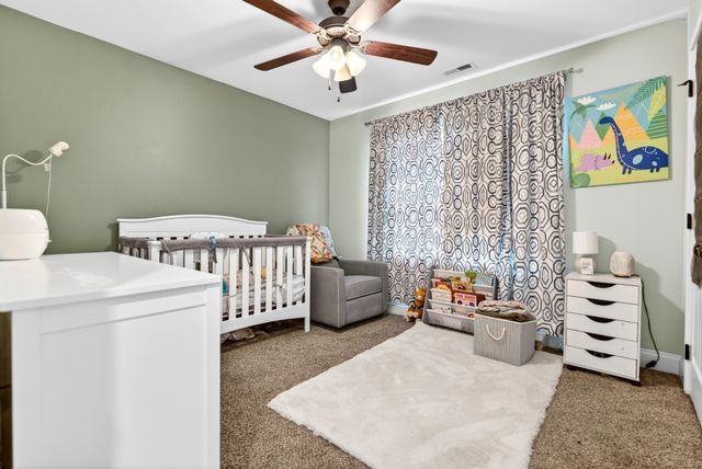 1031 Christian James Ct, Clarksville, TN 37043