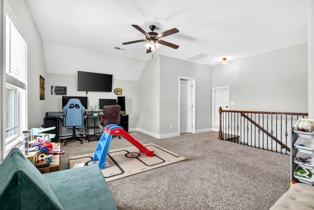 1031 Christian James Ct, Clarksville, TN 37043