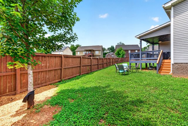1031 Christian James Ct, Clarksville, TN 37043