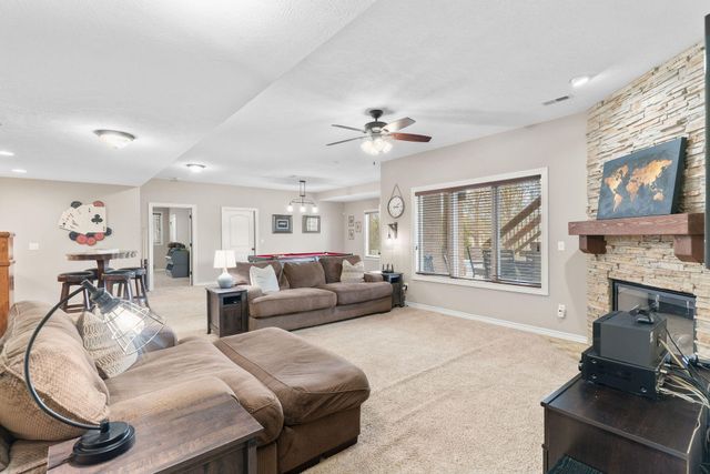 3238 S Juniper Avenue, Springfield, MO 65804