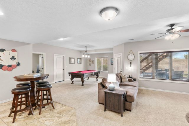 3238 S Juniper Avenue, Springfield, MO 65804