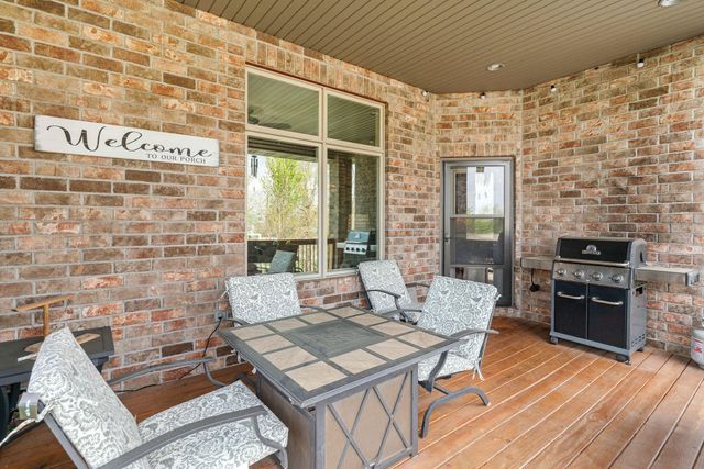 3238 S Juniper Avenue, Springfield, MO 65804