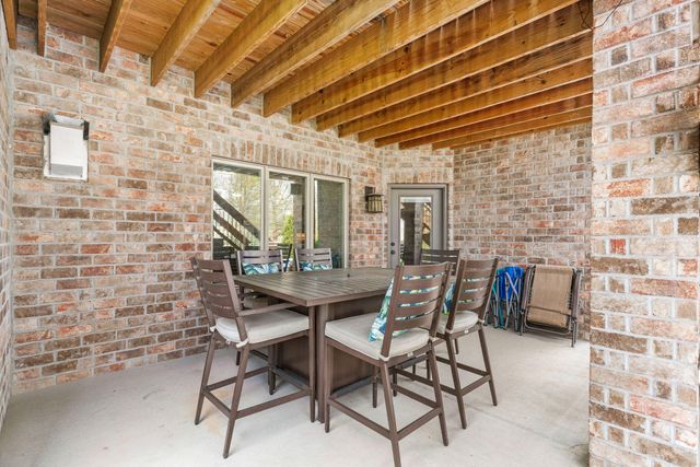 3238 S Juniper Avenue, Springfield, MO 65804