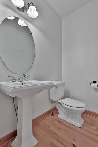 3020 Carey Heights Drive, Maplewood, MN 55109