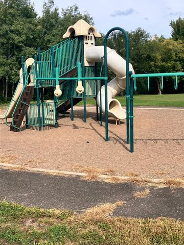 3020 Carey Heights Drive, Maplewood, MN 55109