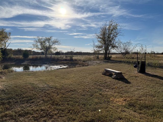 564 County Road 3201, Campbell, TX 75422