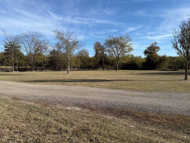 564 County Road 3201, Campbell, TX 75422