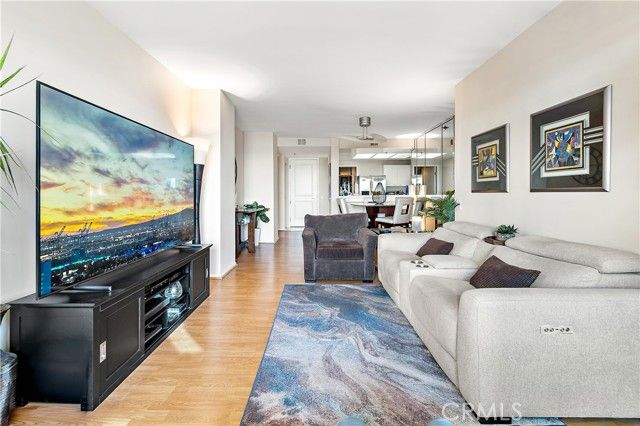 525 E Seaside 2107, Long Beach, CA 90802