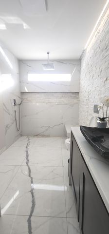 50225 S Interstate 94 Service Drive, Belleville, MI 48111