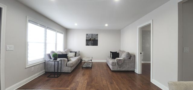 50225 S Interstate 94 Service Drive, Belleville, MI 48111