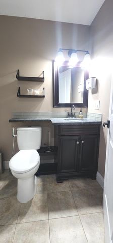 50225 S Interstate 94 Service Drive, Belleville, MI 48111