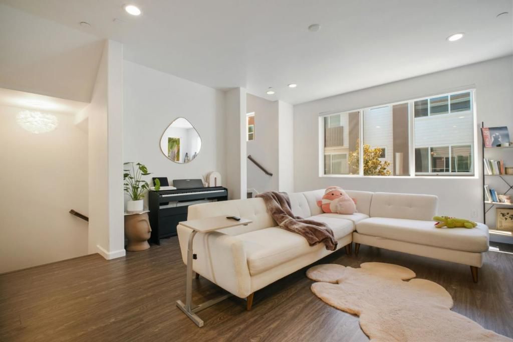 323 Flinder Place, San Jose, CA 95123