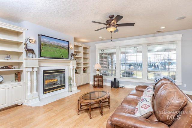 4047 Saint James Loop, Nampa, ID 83687