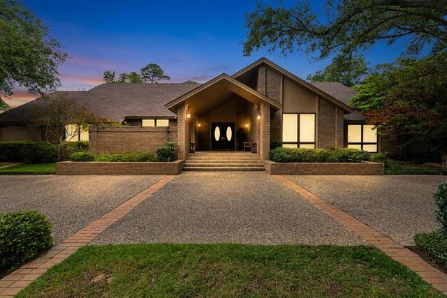 5 Oak Forest Drive, Longview, TX 75605