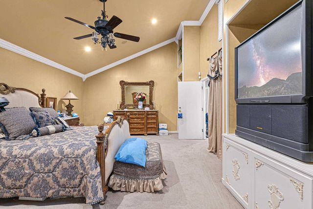 5 Oak Forest Drive, Longview, TX 75605