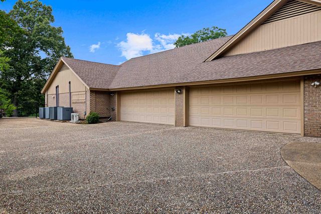 5 Oak Forest Drive, Longview, TX 75605