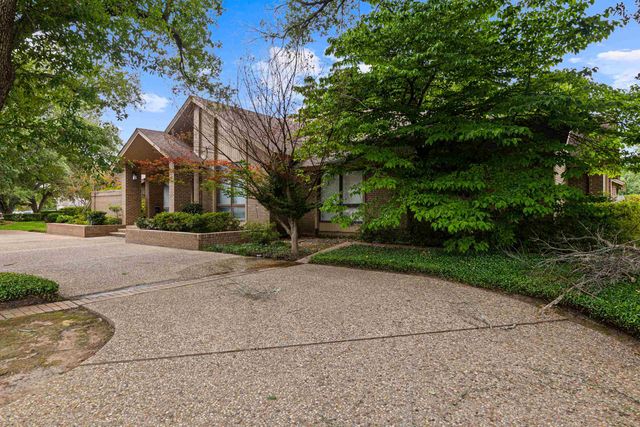 5 Oak Forest Drive, Longview, TX 75605