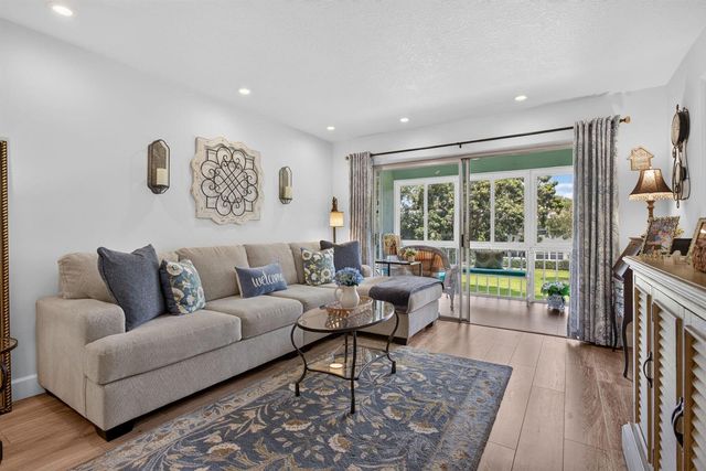 1211 Bahama Bend F2, Coconut Creek, FL 33066
