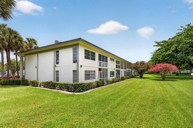 1211 Bahama Bend F2, Coconut Creek, FL 33066