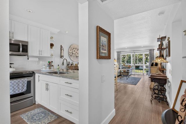1211 Bahama Bend F2, Coconut Creek, FL 33066