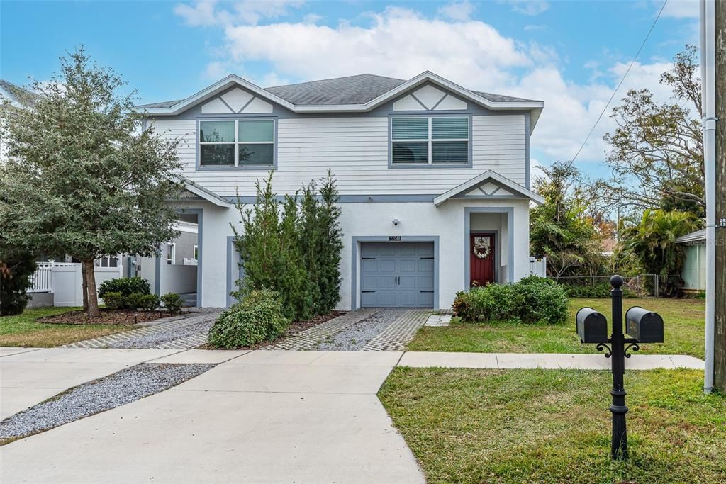 2704 W GRAY STREET B, Tampa, FL 33609