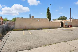 411 WISCONSIN Street NE, Albuquerque, NM 87108