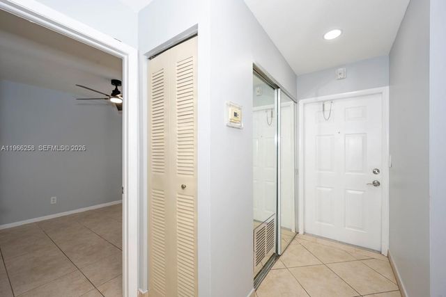 10537 NW 11th St 202, Pembroke Pines, FL 33026