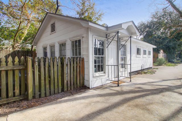 2767 W Surrey Drive A&B, North Charleston, SC 29405