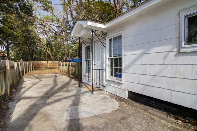 2767 W Surrey Drive A&B, North Charleston, SC 29405