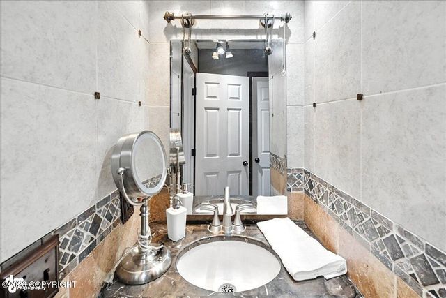 39705 Moose Range Drive, Sterling, AK 99672