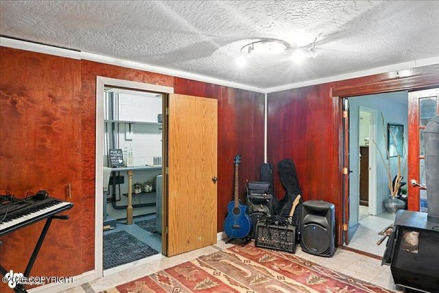 39705 Moose Range Drive, Sterling, AK 99672