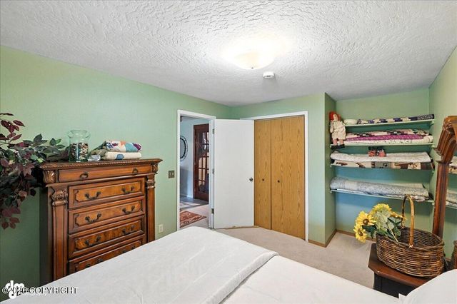 39705 Moose Range Drive, Sterling, AK 99672