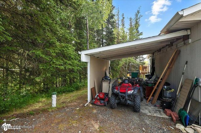 39705 Moose Range Drive, Sterling, AK 99672