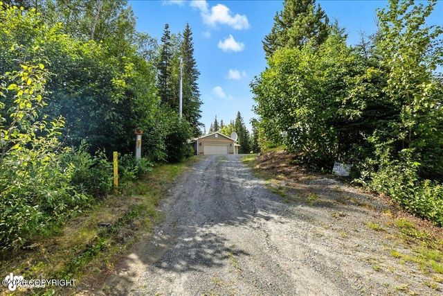 39705 Moose Range Drive, Sterling, AK 99672