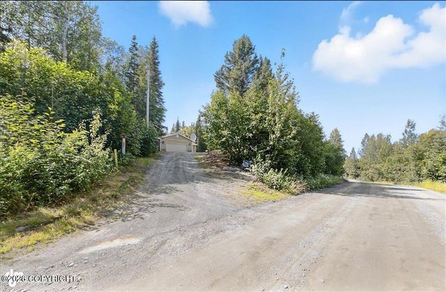 39705 Moose Range Drive, Sterling, AK 99672
