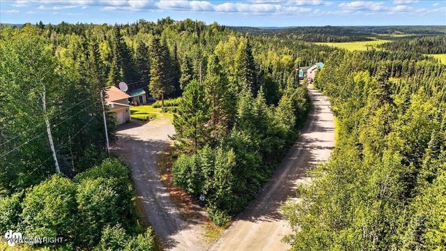 39705 Moose Range Drive, Sterling, AK 99672